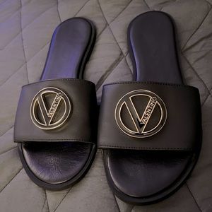 Authentic Valentino by Mario Valentino sandals.